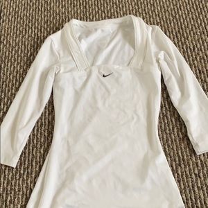 Nike women’s shirt XS